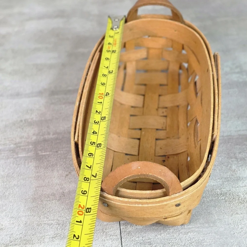 vintage 1997 Longaberger Oval Basket with leather handles 2x4x8